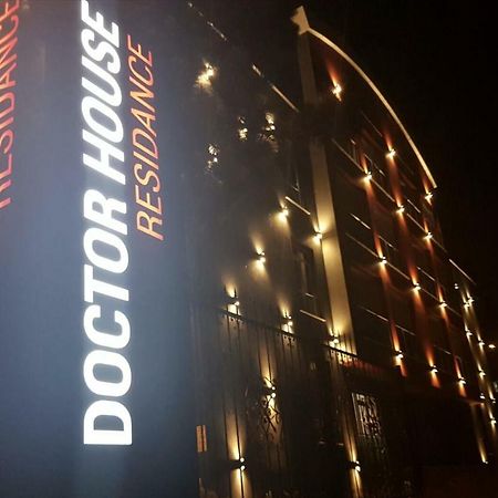 Doctor House Hotel Talas Bagian luar foto