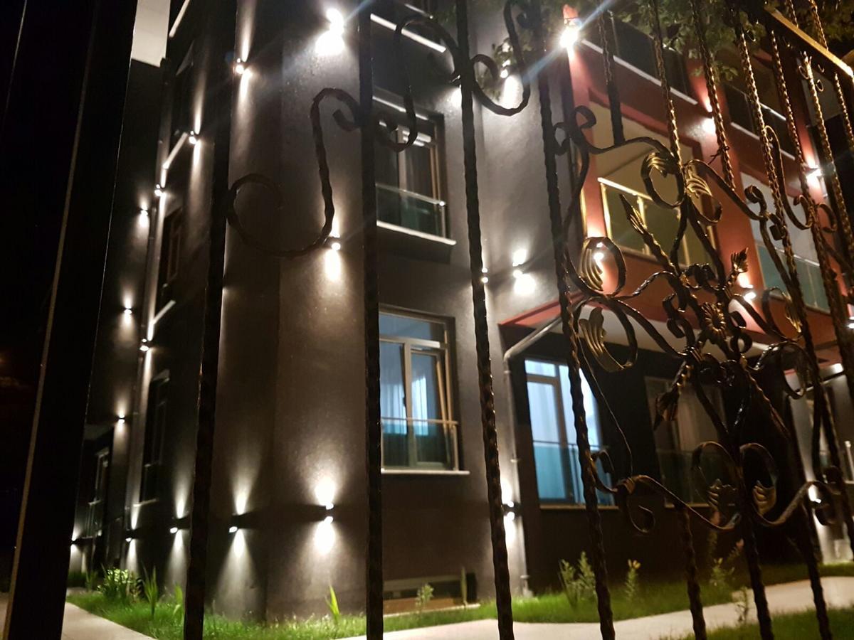 Doctor House Hotel Talas Bagian luar foto