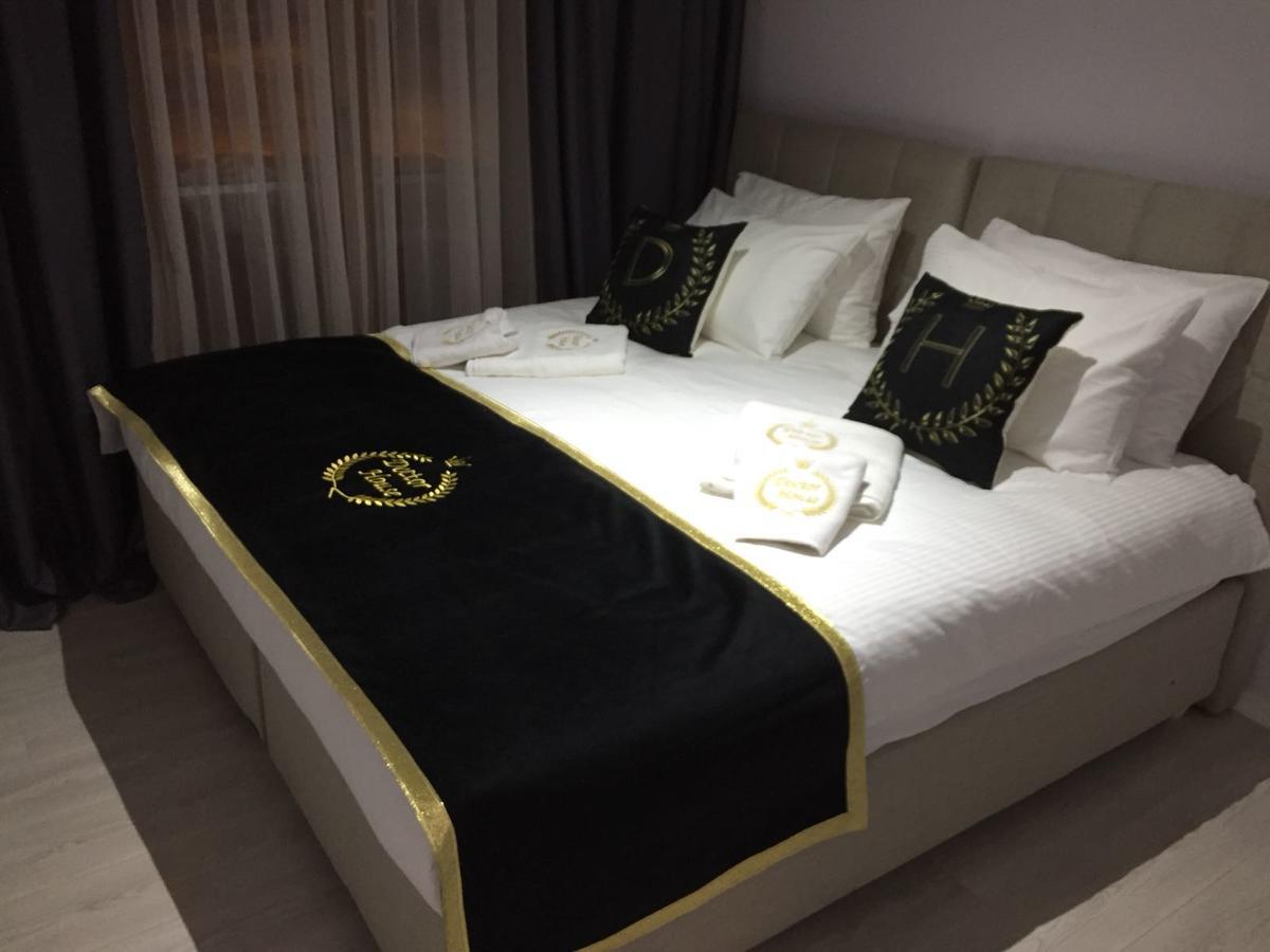 Doctor House Hotel Talas Bagian luar foto