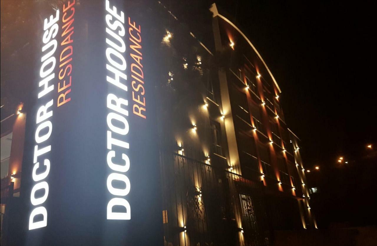 Doctor House Hotel Talas Bagian luar foto
